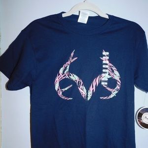 Real tree T-shirt